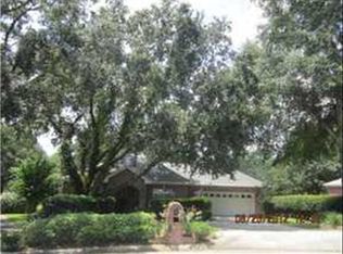 1503 Hunters Creek Dr, Cantonment, FL 32533
