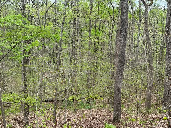 324 Oconee Ave, Westminster, SC 29693