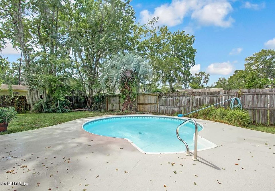 1st image of 2208 Chablis Ct