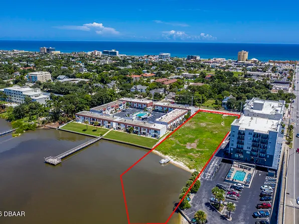 613 N Halifax Ave, Daytona Beach, FL 32118