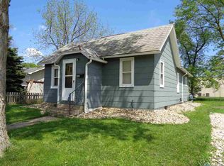 204 S 6th St, Beresford, SD 57004