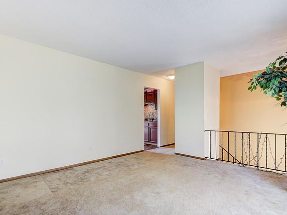 5th image of 6517 NW Tewksbury Dr