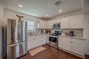 2 bed, 1.0 bath, 640 sqft, $1,500 — Photo 4