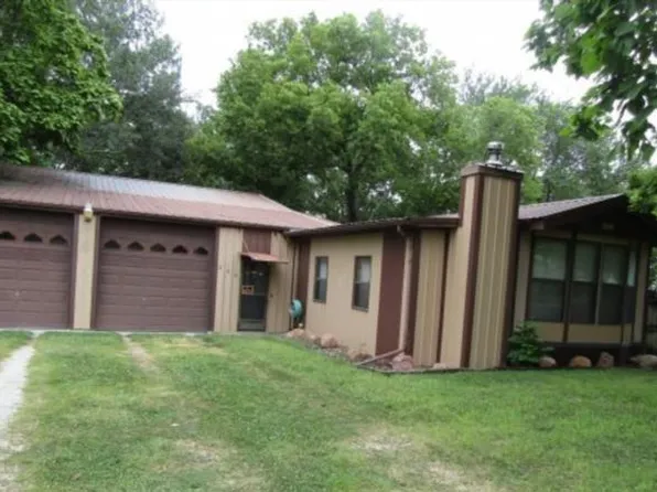 239 N East Ave, Williamsburg, KS 66095
