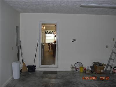 2nd image of 104 Arlington Ct