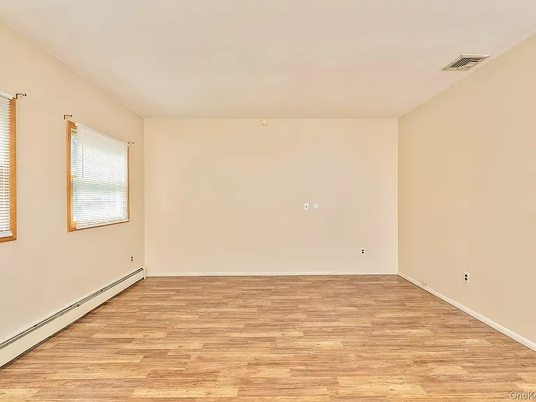 4 Brooktree Ct — Photo 8
