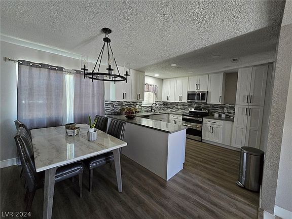 3rd image of 6333 Garwood Ave