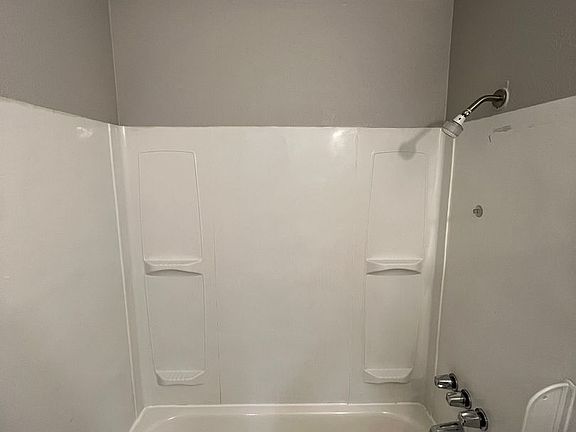 4th image of 911 SE 187th Ave #205
