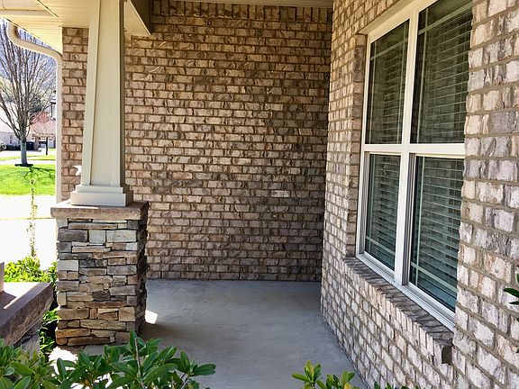 4th image of 2417 Habersham Dr SE