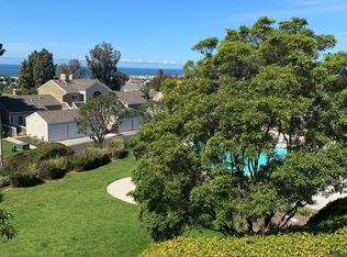 904 Shore Crest Rd, Carlsbad, CA 92011