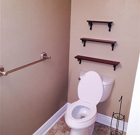 master bathroom 2nd floor