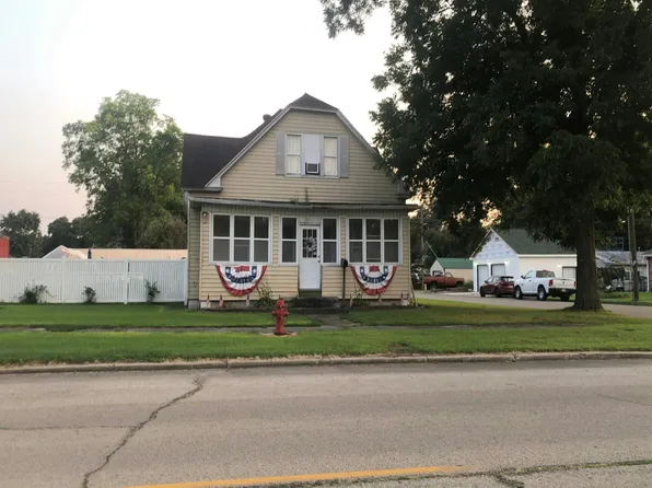 330 W Yoakum Ave, Chaffee, MO 63740