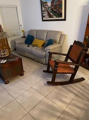 2 bed, 2.5 bath, $2,200 — Photo 4