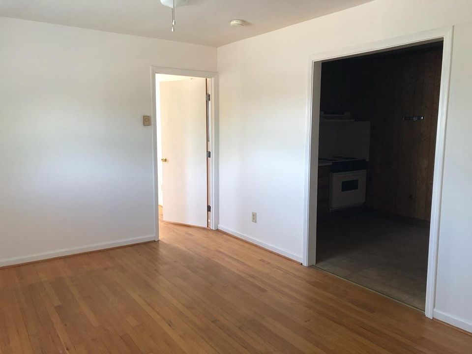 1st image of 114 Fonville St APT 5