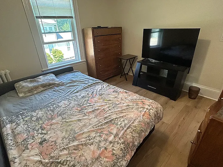 401 Adams St #2 — Photo 3
