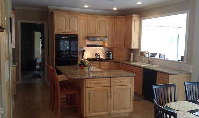 1st image of 12 Whisperwood Dr
