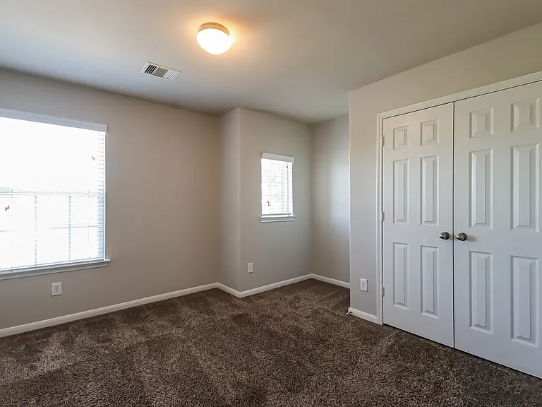 3355 Allington Ct — Photo 15