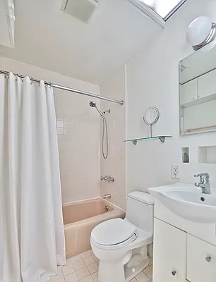 Rented by Corcoran | media 15