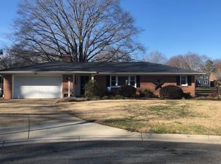 323 Blake Cir, Hampton, VA 23669