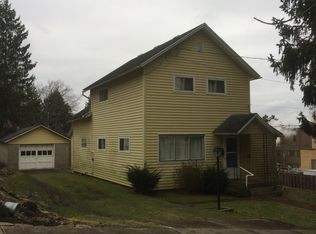 714 N 1st St, Titusville, PA