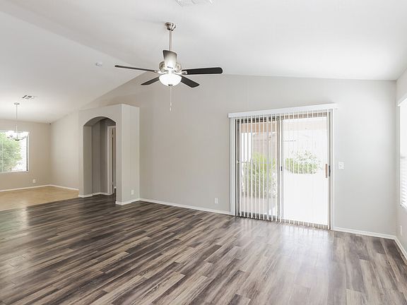 3rd image of 8928 W Deanna Dr