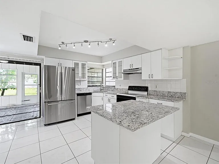 11314 Laurel Crest Ln — Photo 5