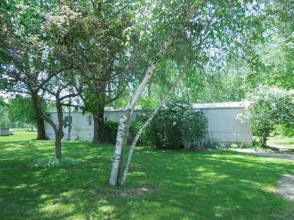 3560 Long Rd, Beaverton, MI 48612
