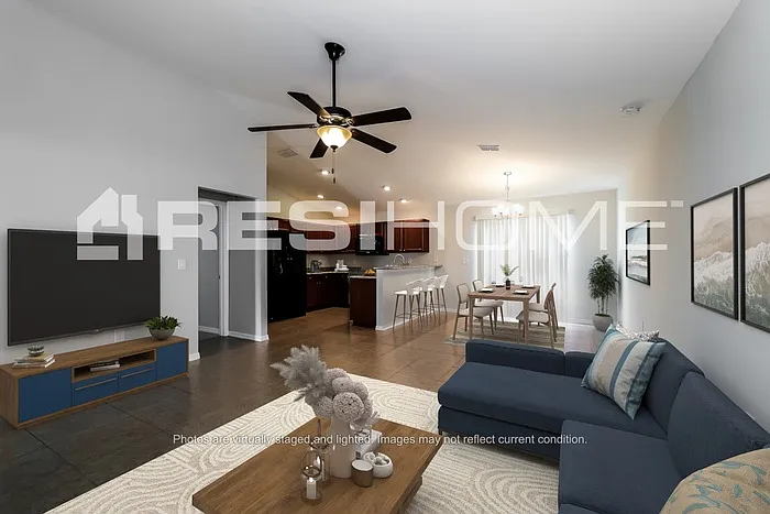 3 bed, 2.0 bath, 1336 sqft, $1,825 — Photo 4