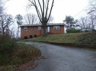 2104 Highland Rd, Maryville, TN 37801