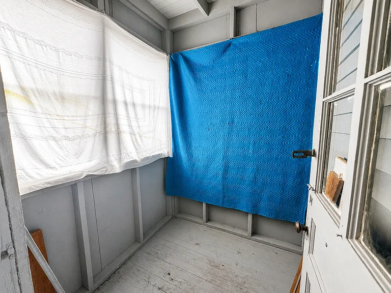 44 Glendale Ave #1 — Photo 16