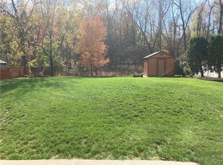 2405 Brownfield Dr, Greensburg, PA 15601