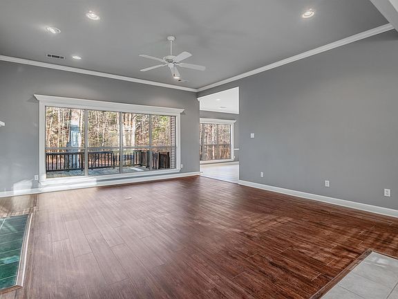 3rd image of 315 Confederate Woods Rd