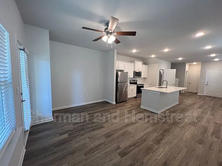 2073 Lotus Drive Lotus Dr #2073 — Photo 6