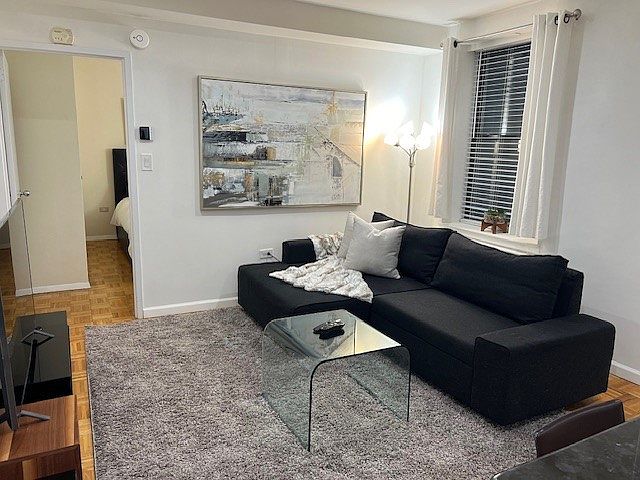 1st image of 150 W 51st St APT 1002