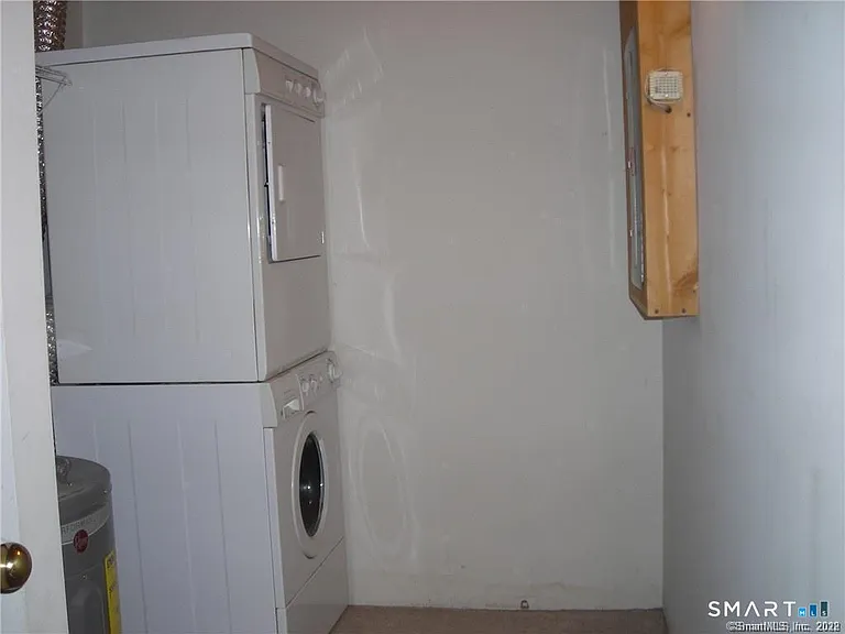 68 Thermos Ave #111A — Photo 10
