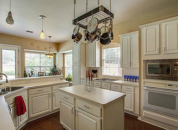 5th image of 3504 Hasland Dr
