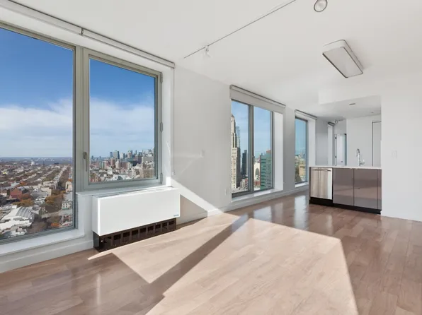 461 Dean Street image 1 of 18