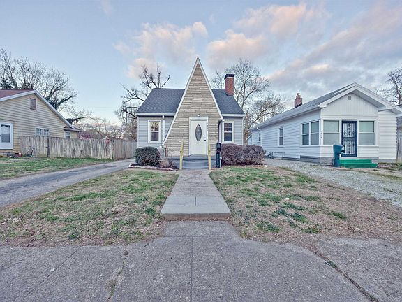 2nd image of 1401 Lodge Ave