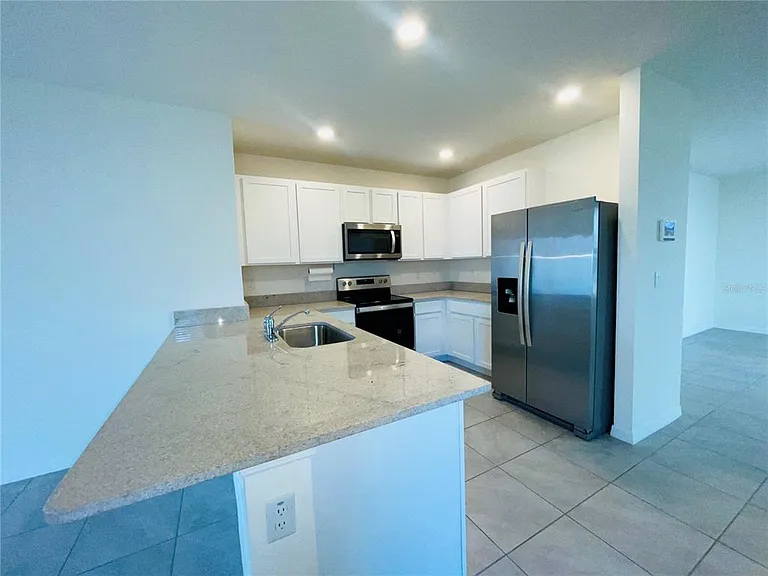 17043 Oval Rum Dr — Photo 6