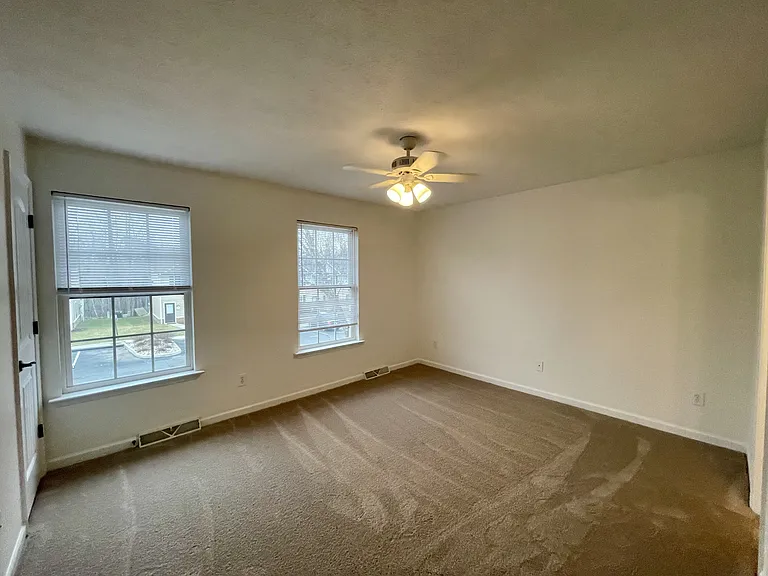 111 Old Tavern Cir #1 — Photo 22