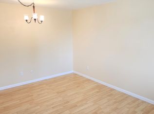 918 S Logan St APT 303, Denver, CO 80209