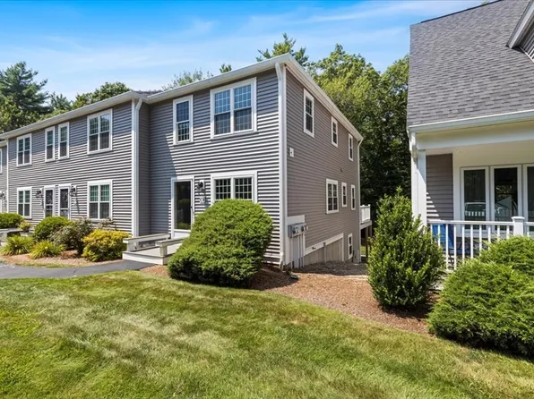 523 Washington St APT C8, Pembroke, MA 02359