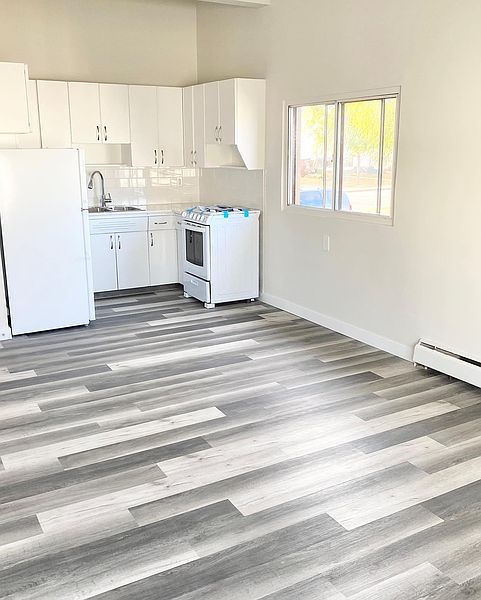 Edmonton Apartment for rent - 2 Bedrooms — photo 12
