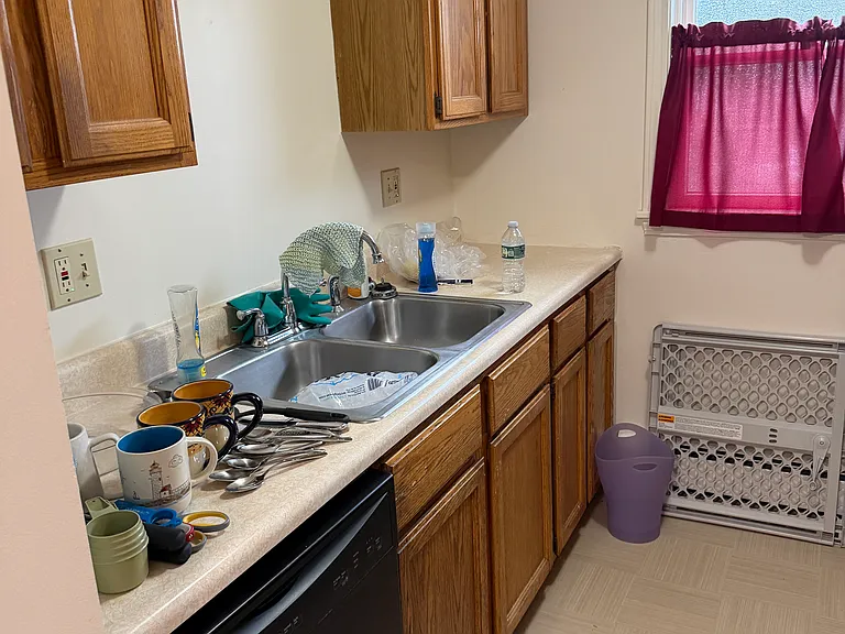 828 State St #1 — Photo 7