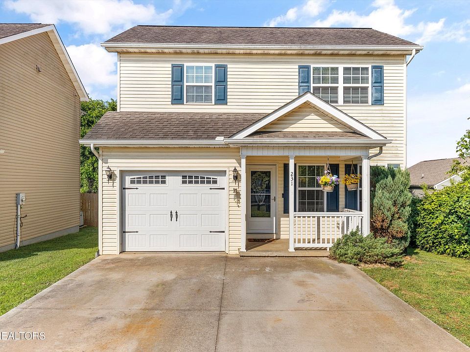 1st image of 231 Heritage Crossing Dr