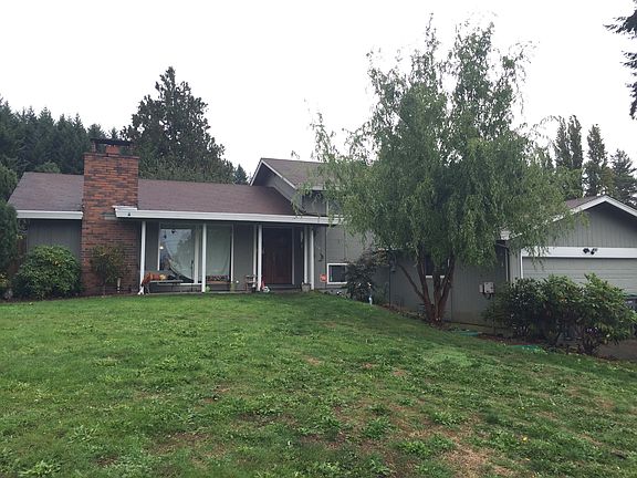 3rd image of 1516 Bradley Ct