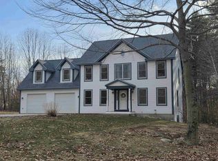 762 Robinson Rd, Pembroke, NH 03275