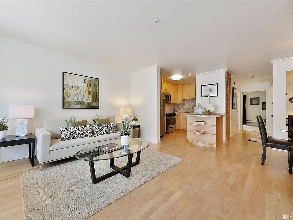 1st image of 988 Fulton St APT 118