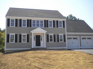 9 Colonial Dr, Bridgewater, MA 02324