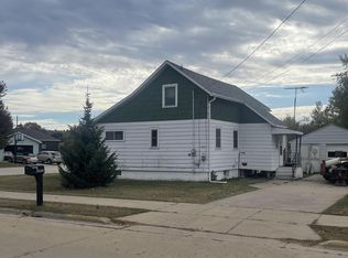 1203 33rd St, Two Rivers, WI 54241